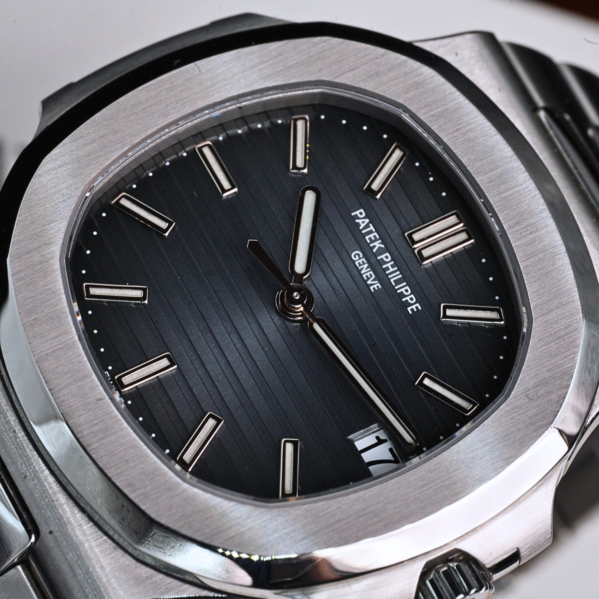 Patek Philippe Nautilus – Ref. 5711/1A-010 (2012) — 2