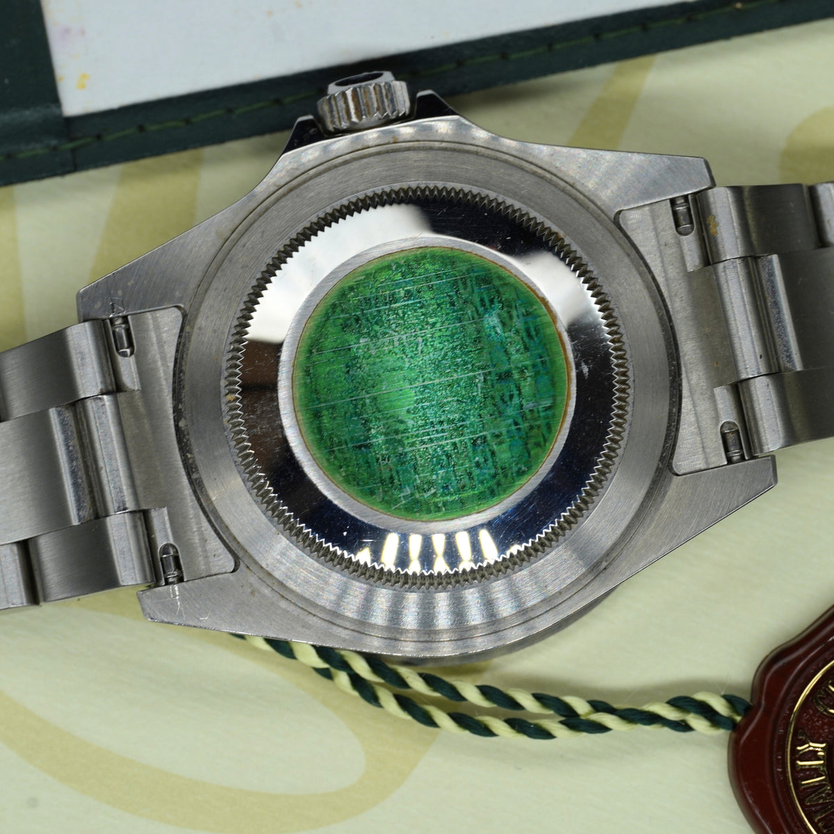 Rolex Submariner “Kermit” – Ref. 16610LV (2005) — 2