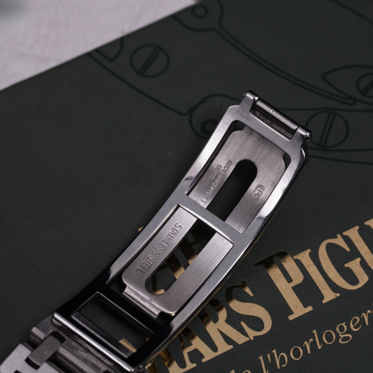 Audemars Piguet Royal Oak Chronograph – Ref. 25860ST – Blue Dial (1998) — 3