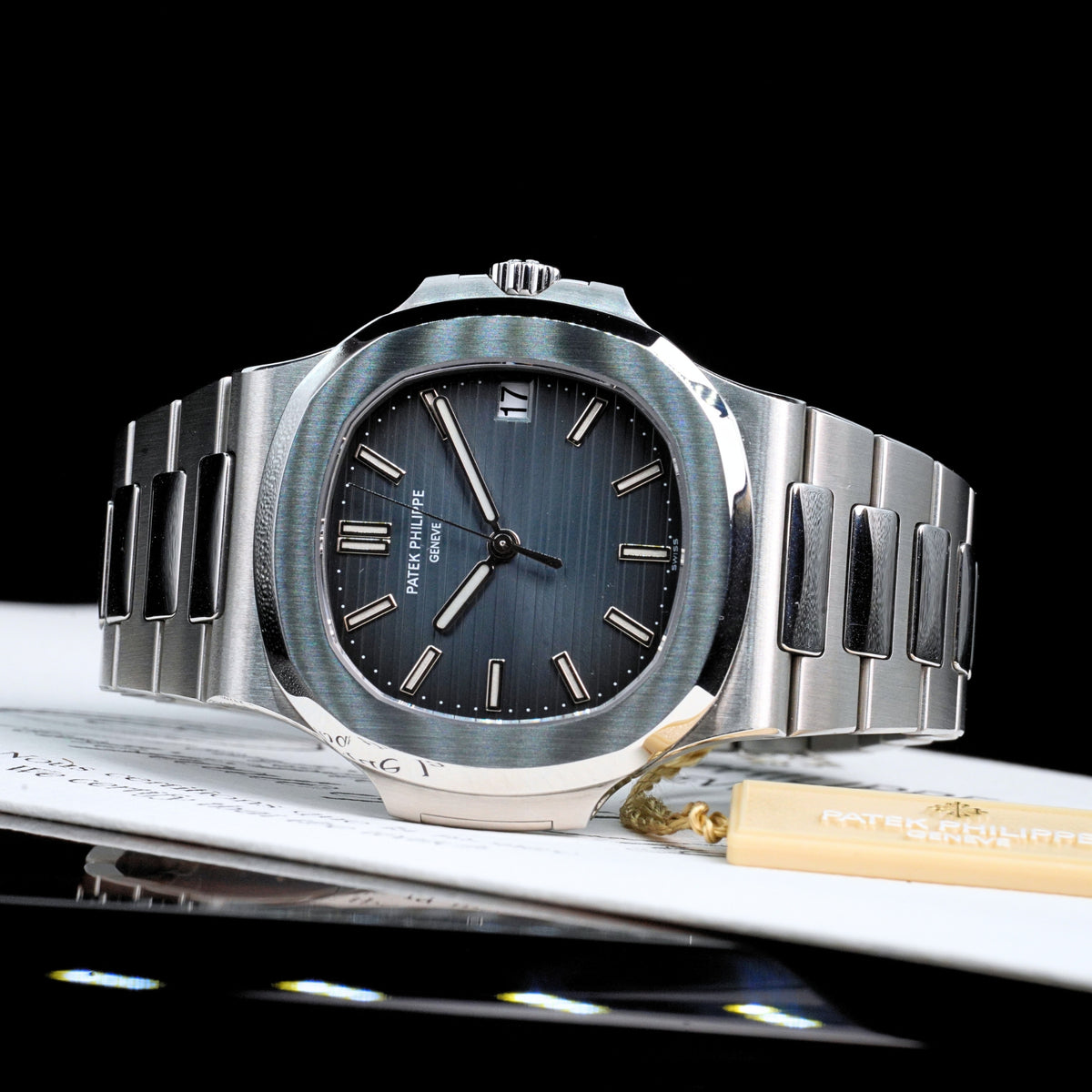 Patek Philippe Nautilus – Ref. 5711/1A-010 (2012) — 4