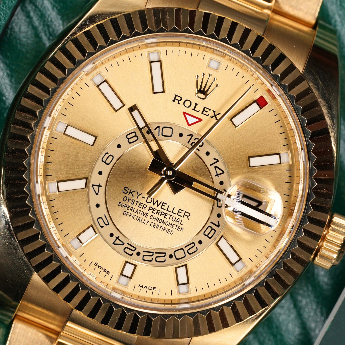 Rolex Sky-Dweller Yellow Gold – Ref. 326938 (2021) — 2