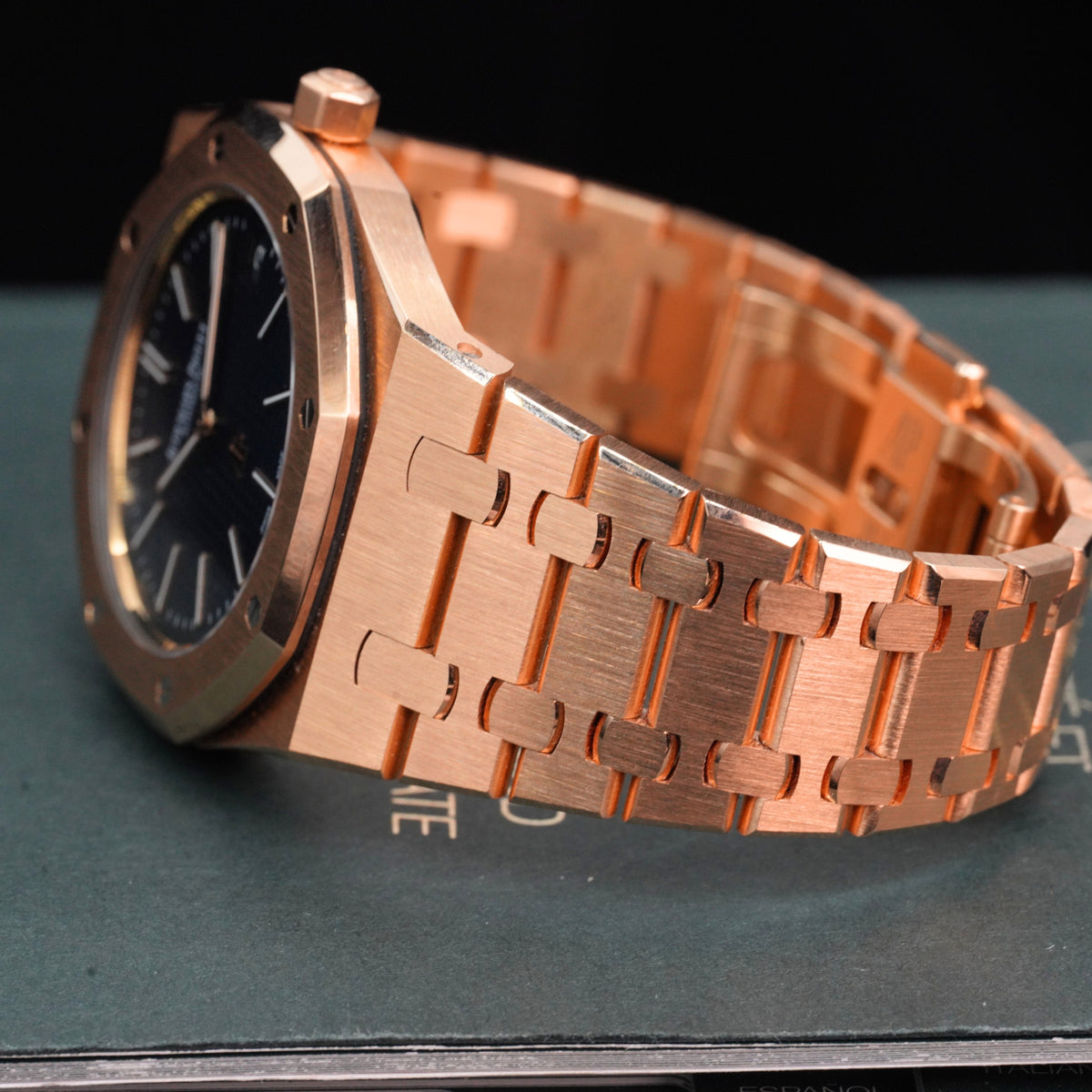 Audemars Piguet Royal Oak Extra-Thin – Ref. 15202OR (2015) — 4
