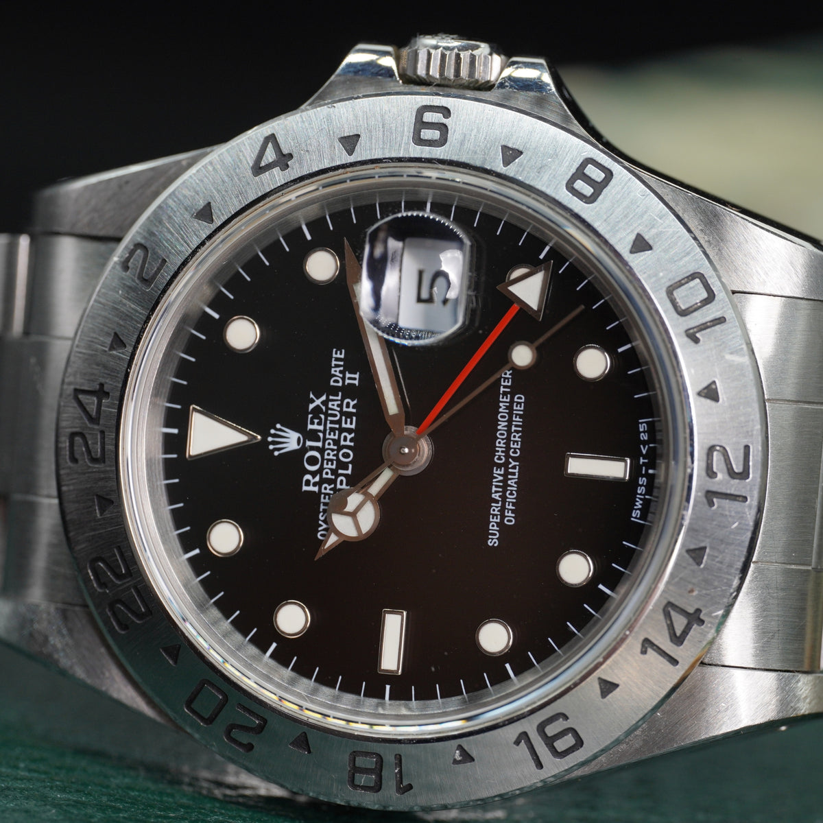 Rolex Explorer II – Reference 16570 (1990) — 5