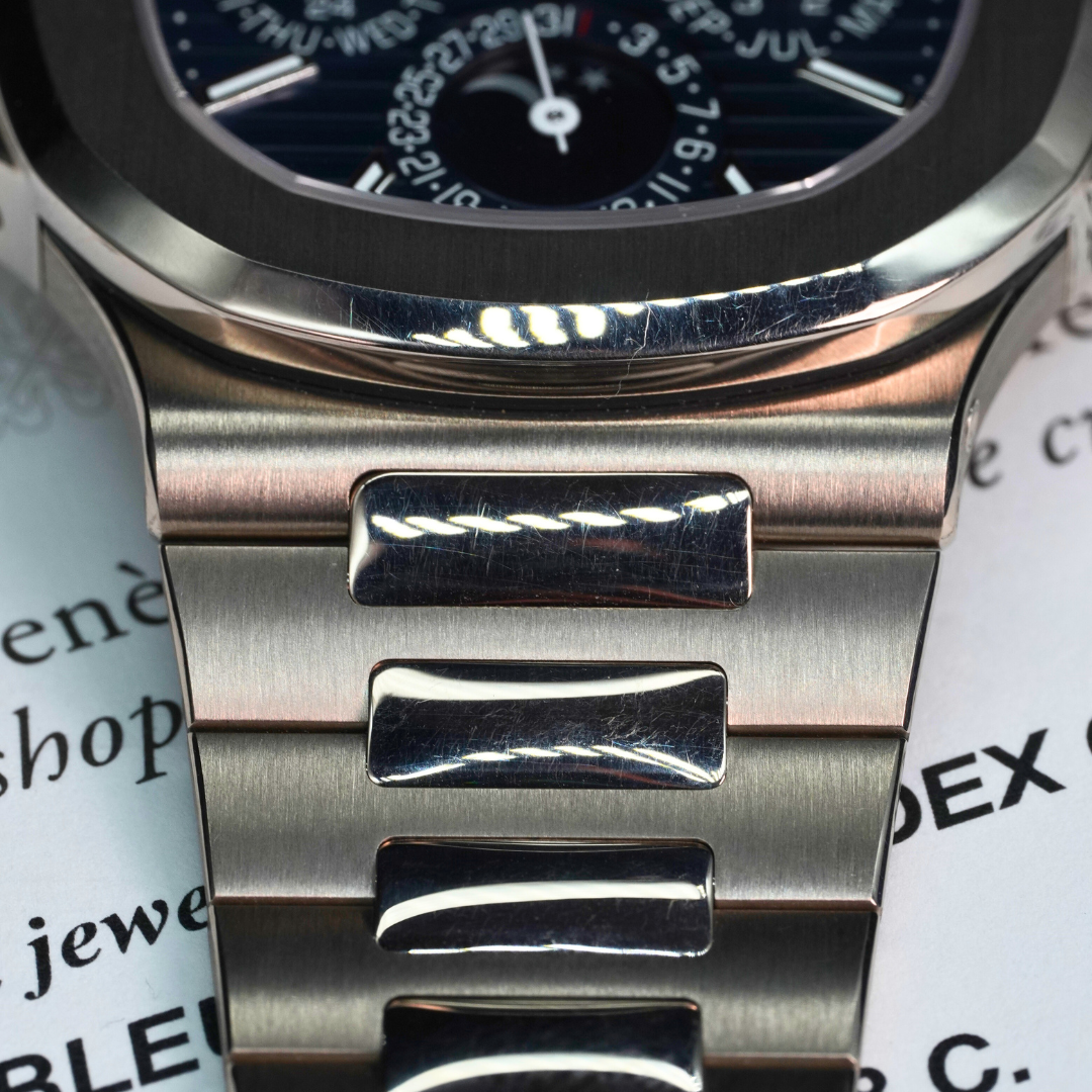 Patek Philippe Nautilus Perpetual Calendar – Ref. 5740/01G-001 — 5