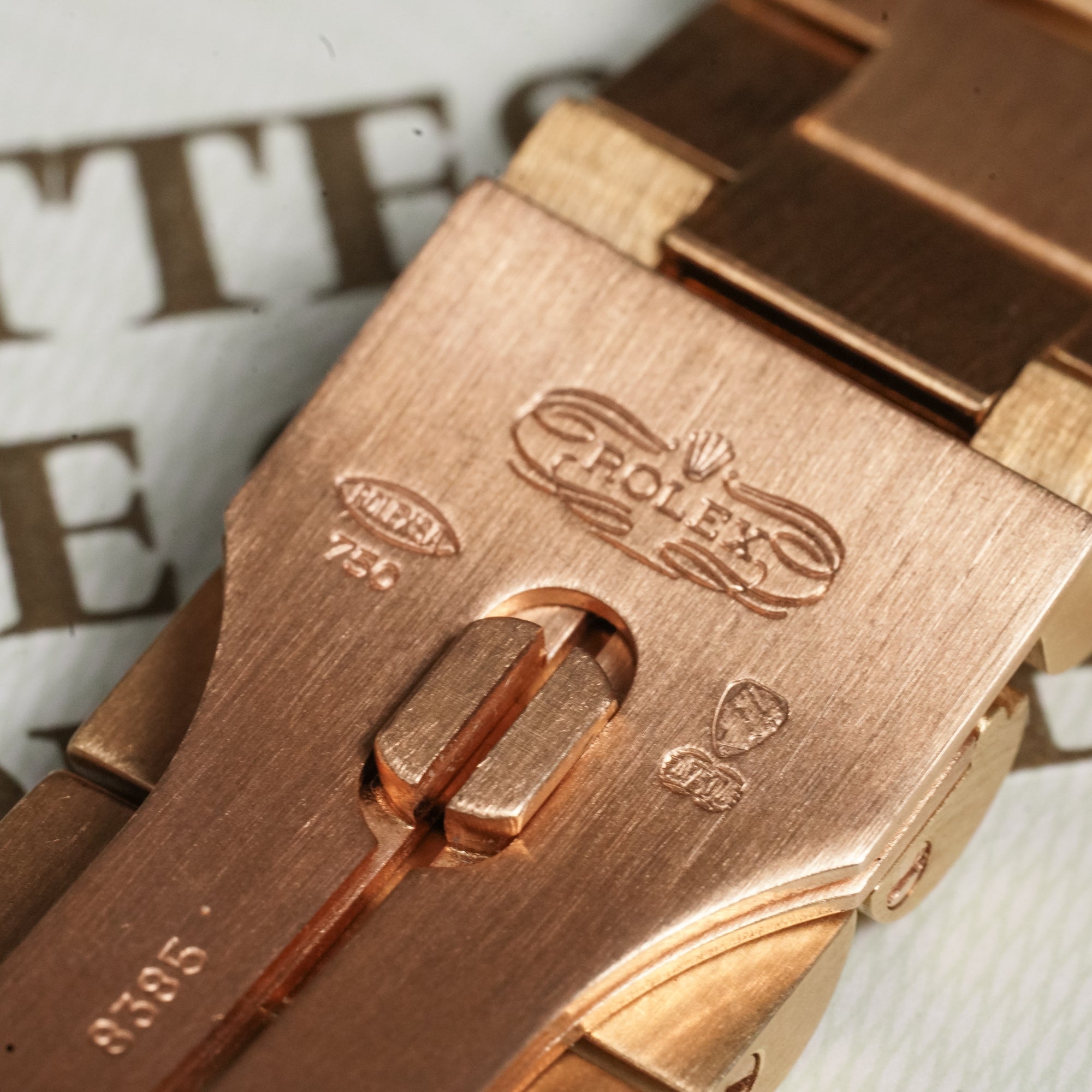 🕰 Rolex Day-Date “Stella Red & Sapphire” – Ref. 18038 (1987)