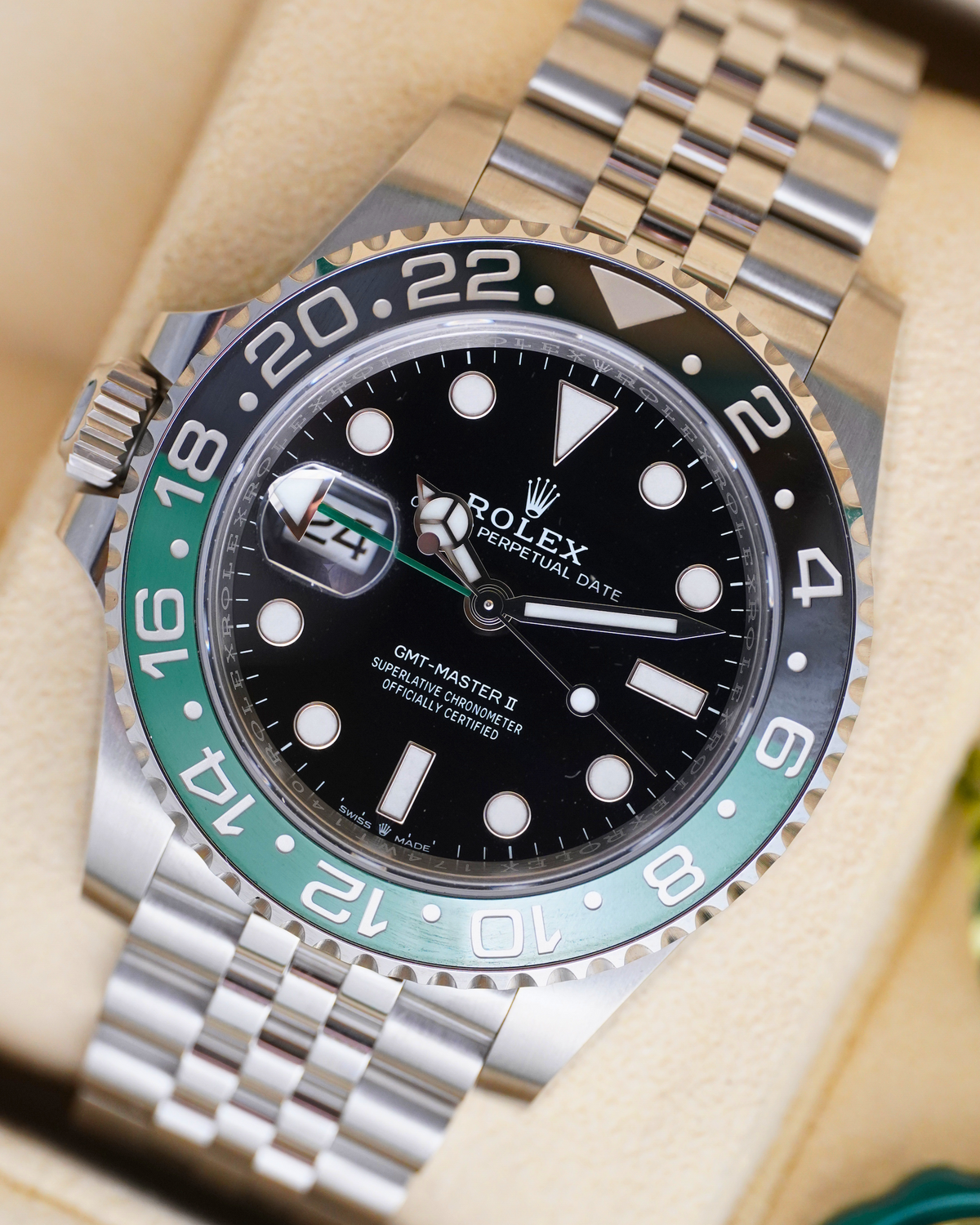 Rolex GMT-Master II “Left-Handed” – Ref. 126720VTNR — 3