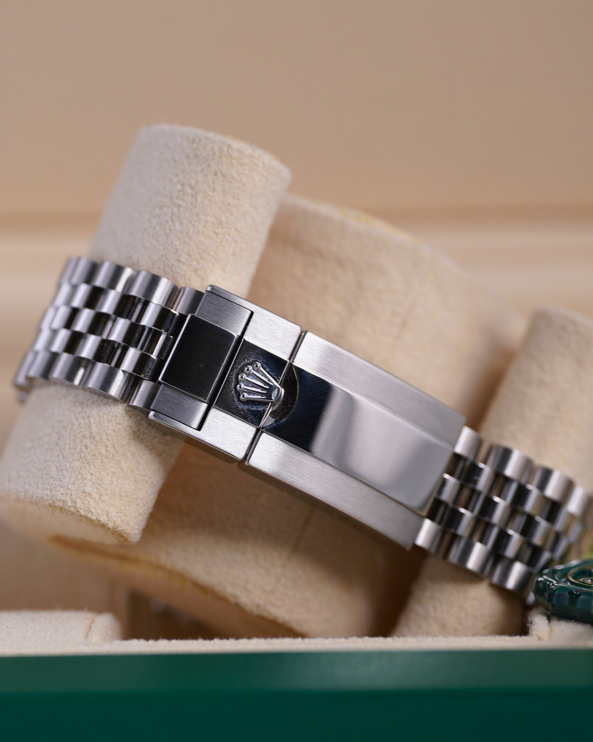 Rolex GMT-Master II “Left-Handed” – Ref. 126720VTNR — 8