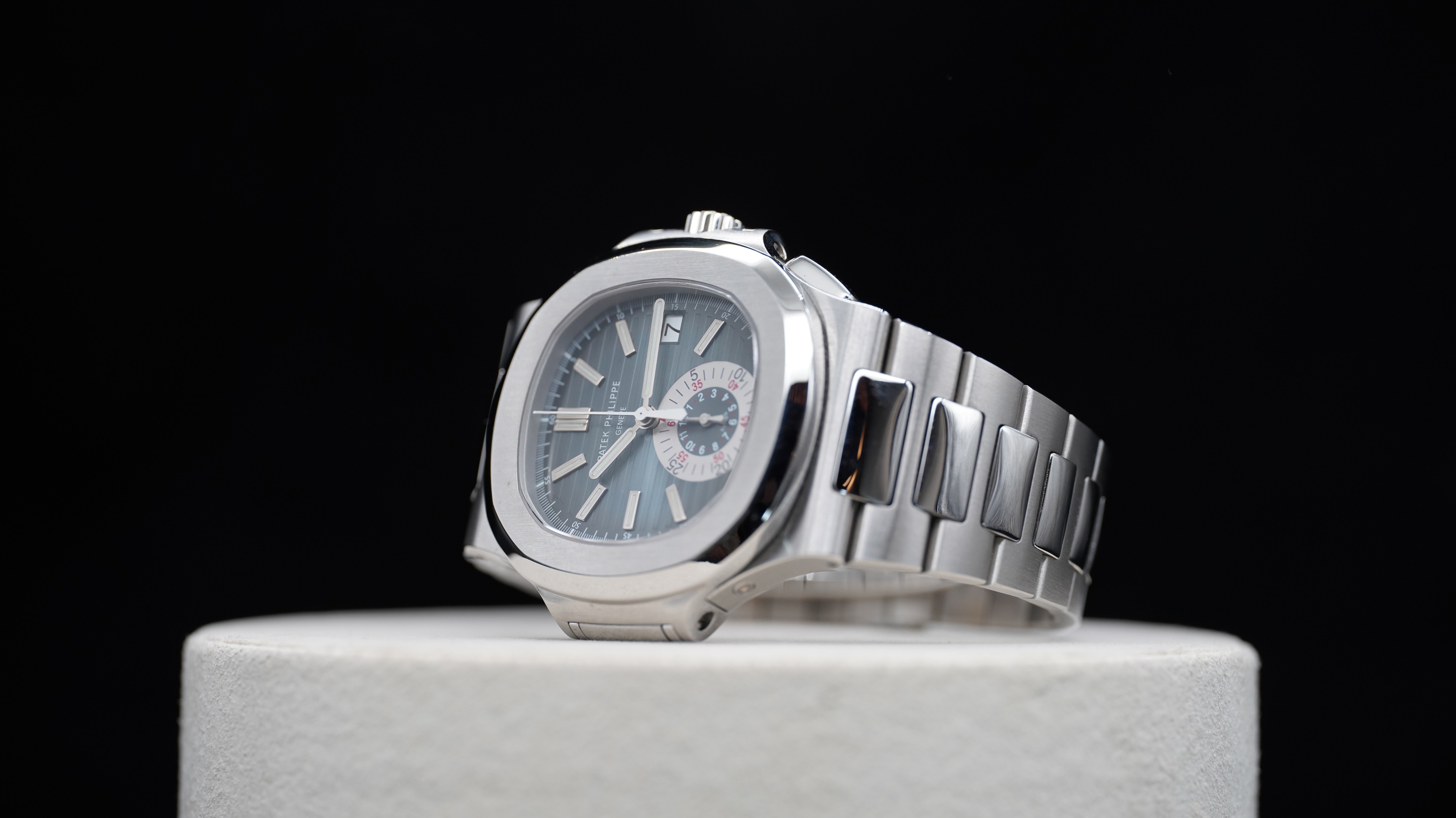 Patek Philippe Nautilus Chronograph - 5980/1A-001