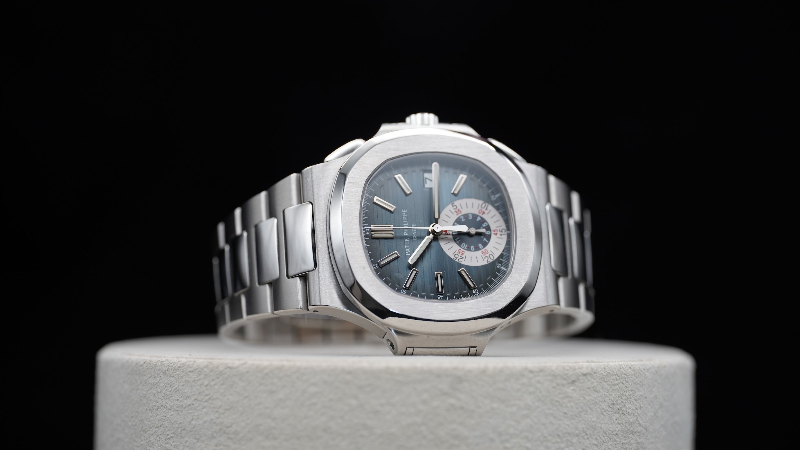 Patek Philippe Nautilus Chronograph - 5980/1A-001