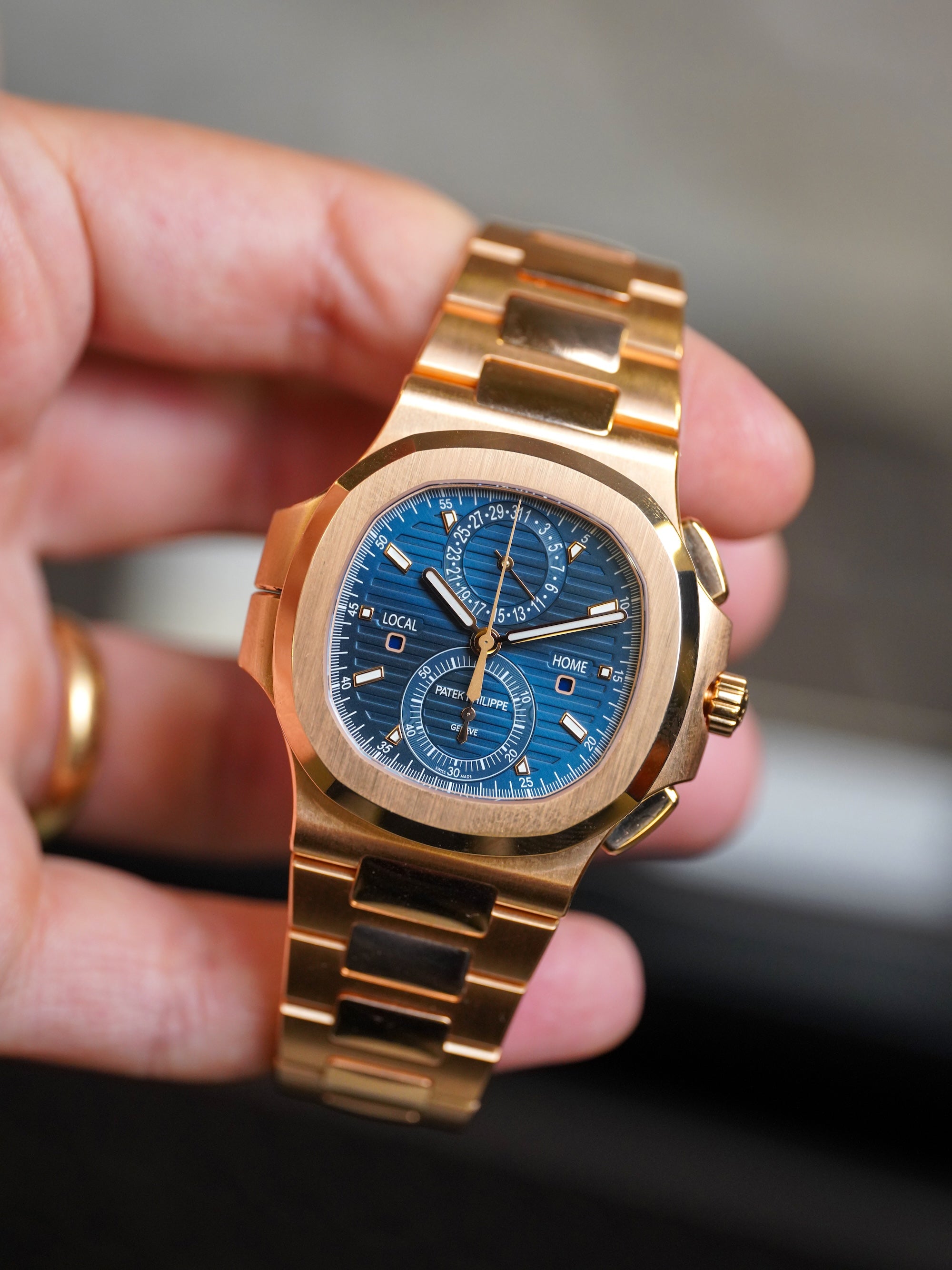 Patek Philippe Nautilus 5990/1R-001 Rose Gold Blue Dial Full Set 2021