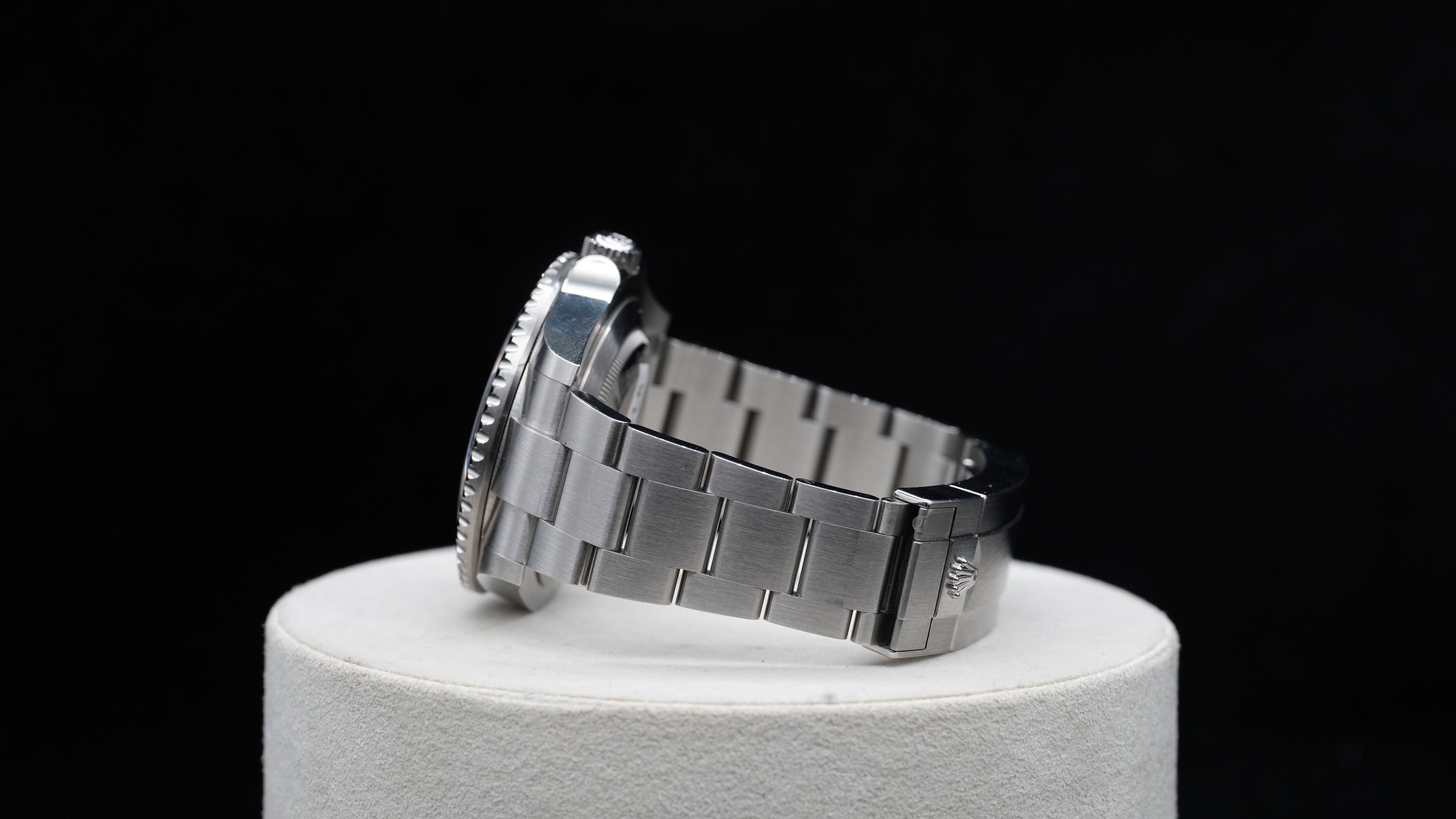 Rolex Sea-Dweller “Red Writing” – Reference 126600 (2020)