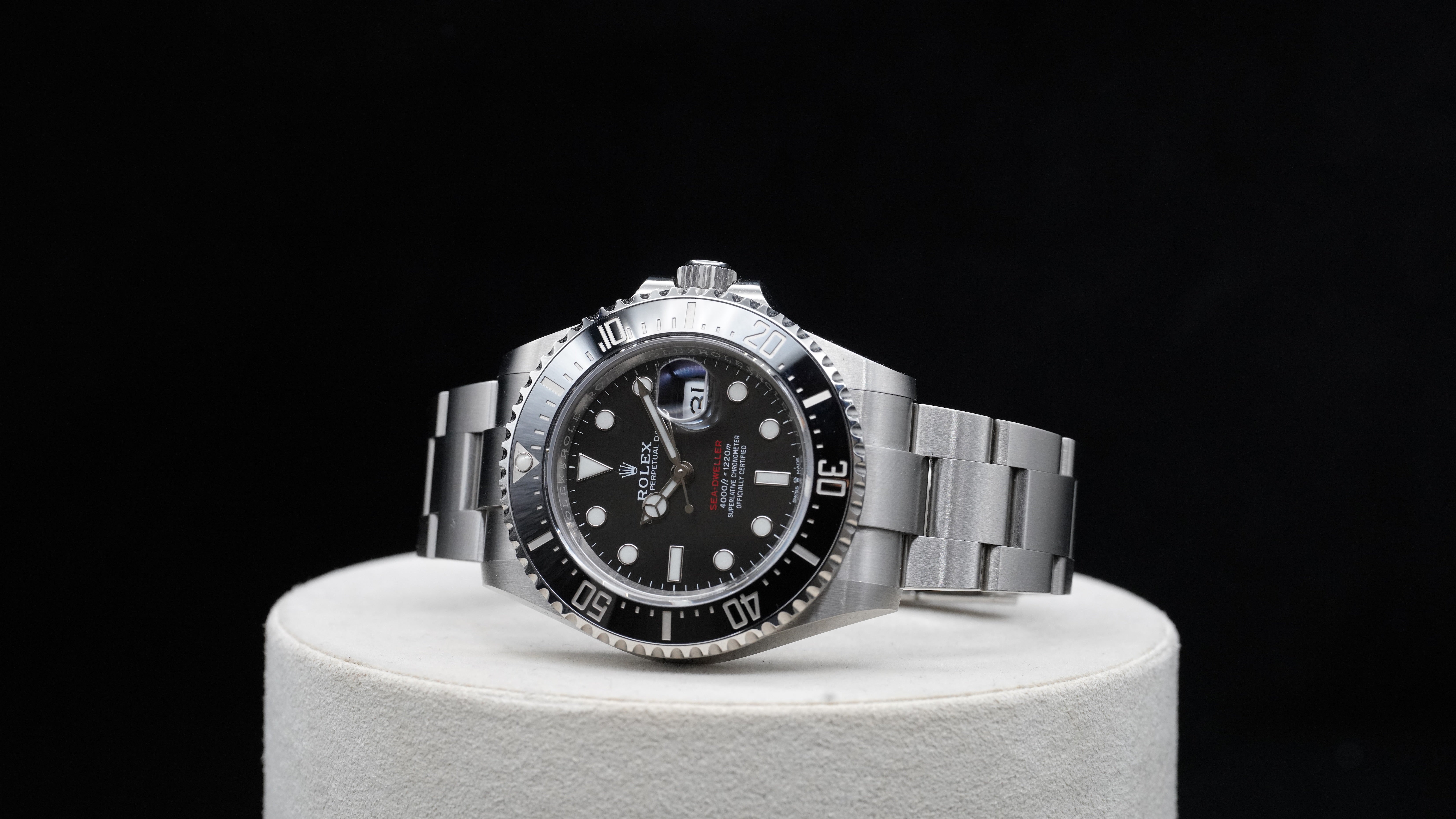 Rolex Sea-Dweller “Red Writing” – Reference 126600 (2020)