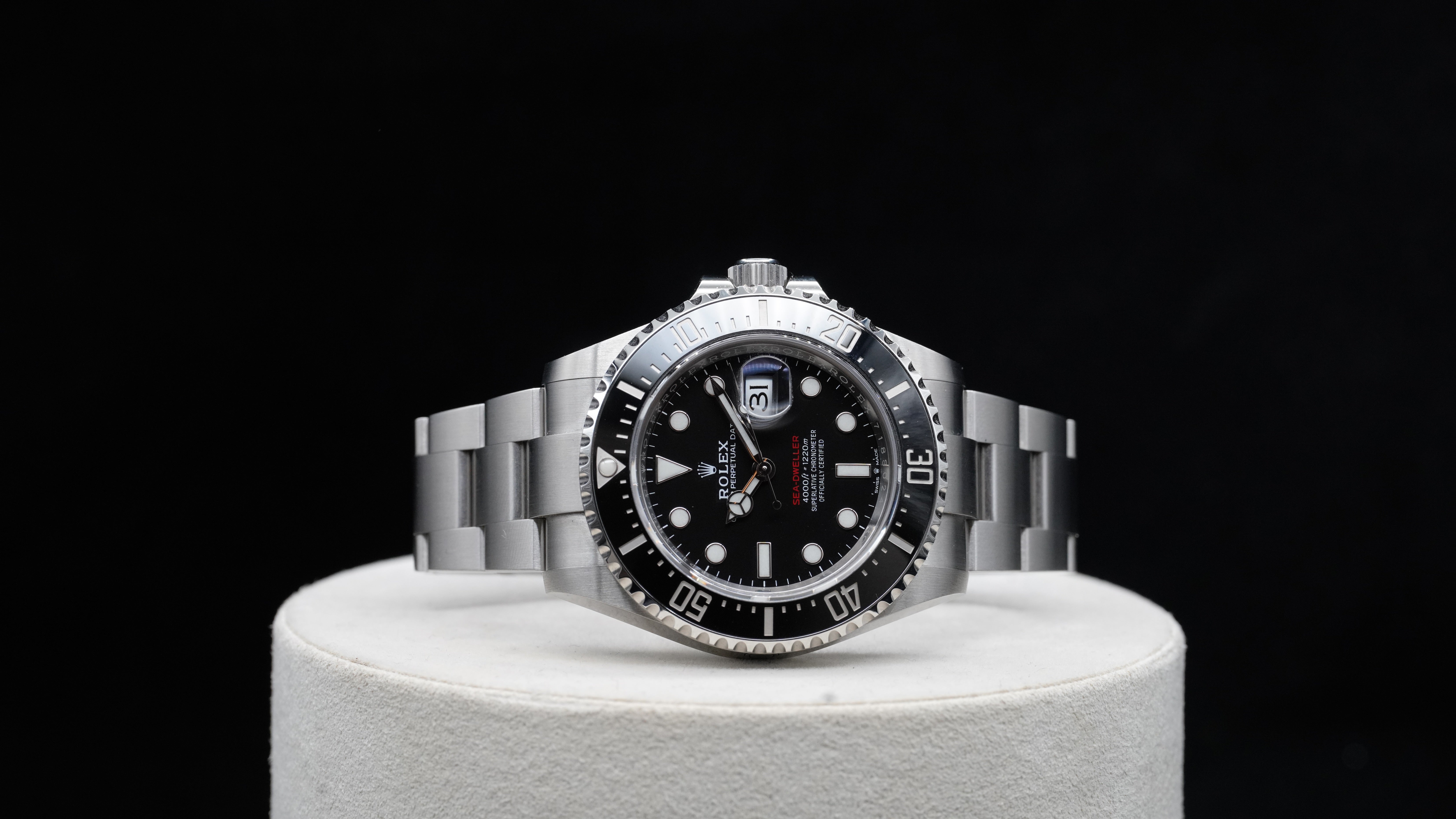 Rolex Sea-Dweller “Red Writing” – Reference 126600 (2020)