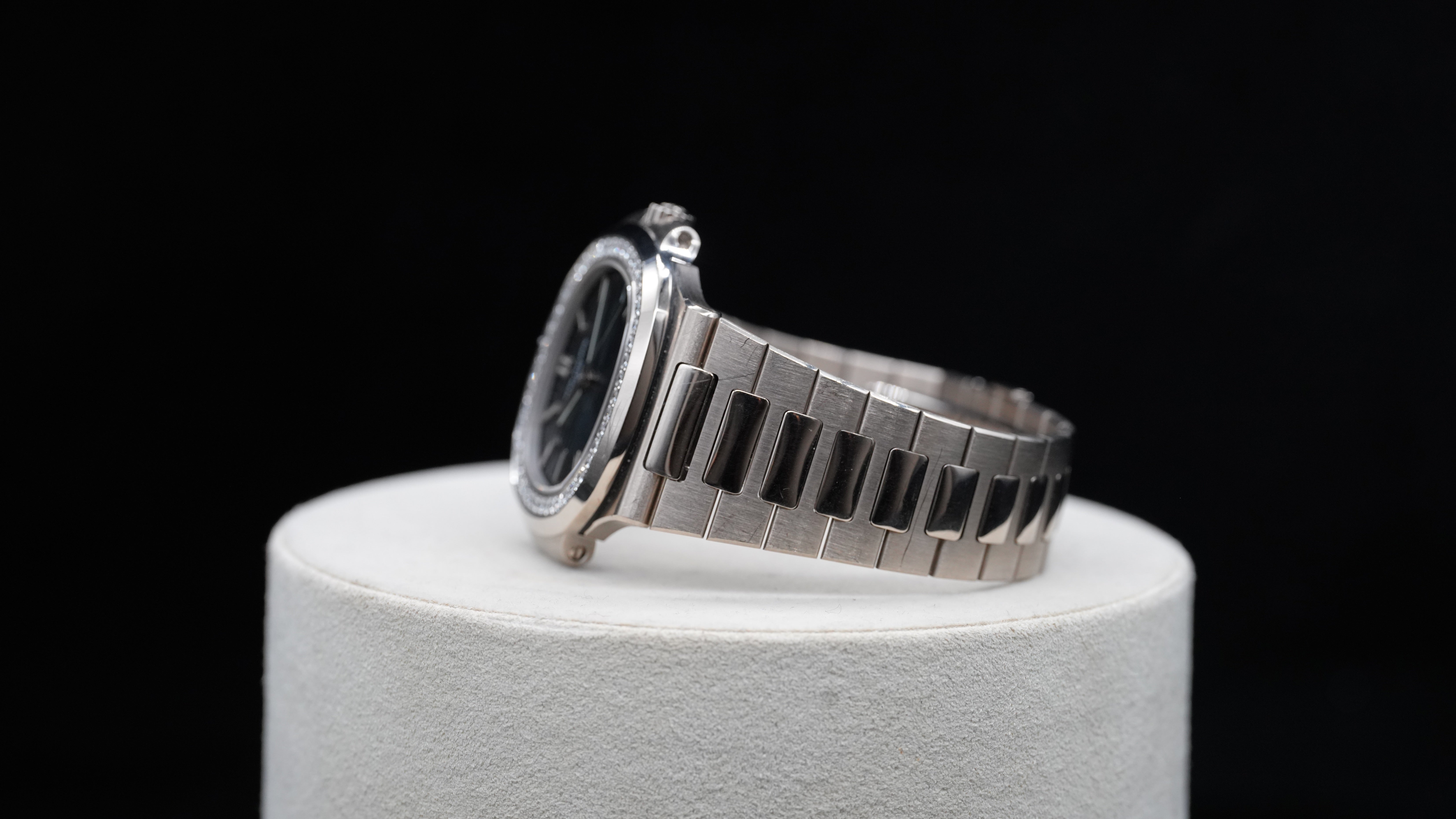 Patek Philippe Nautilus – Reference 5713/1G-001 Blue Dial