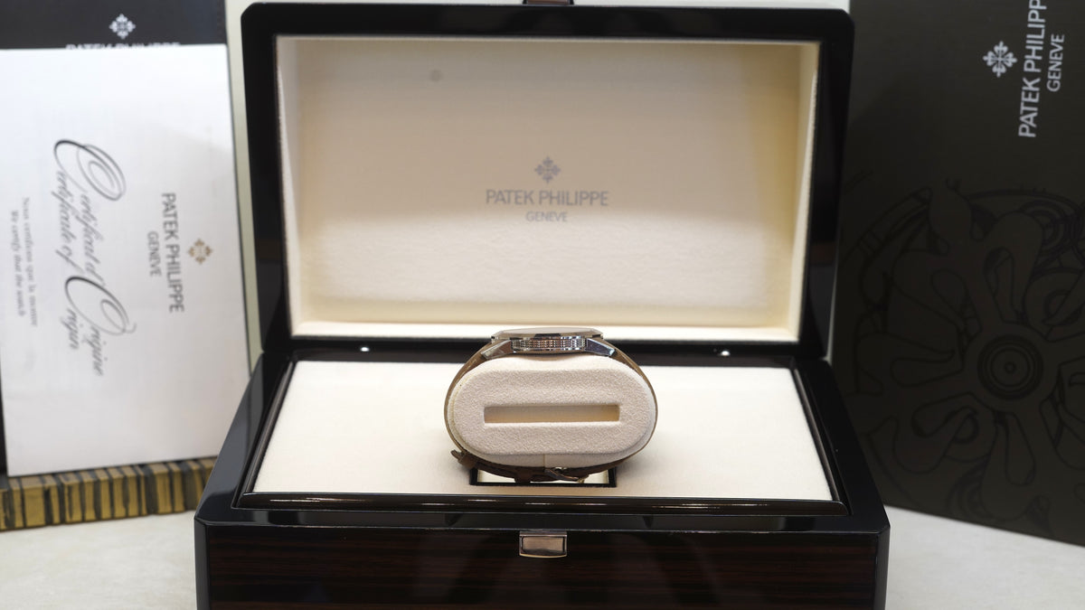 Patek Philippe Calatrava – Ref. 5226G-001 (2022) — 4