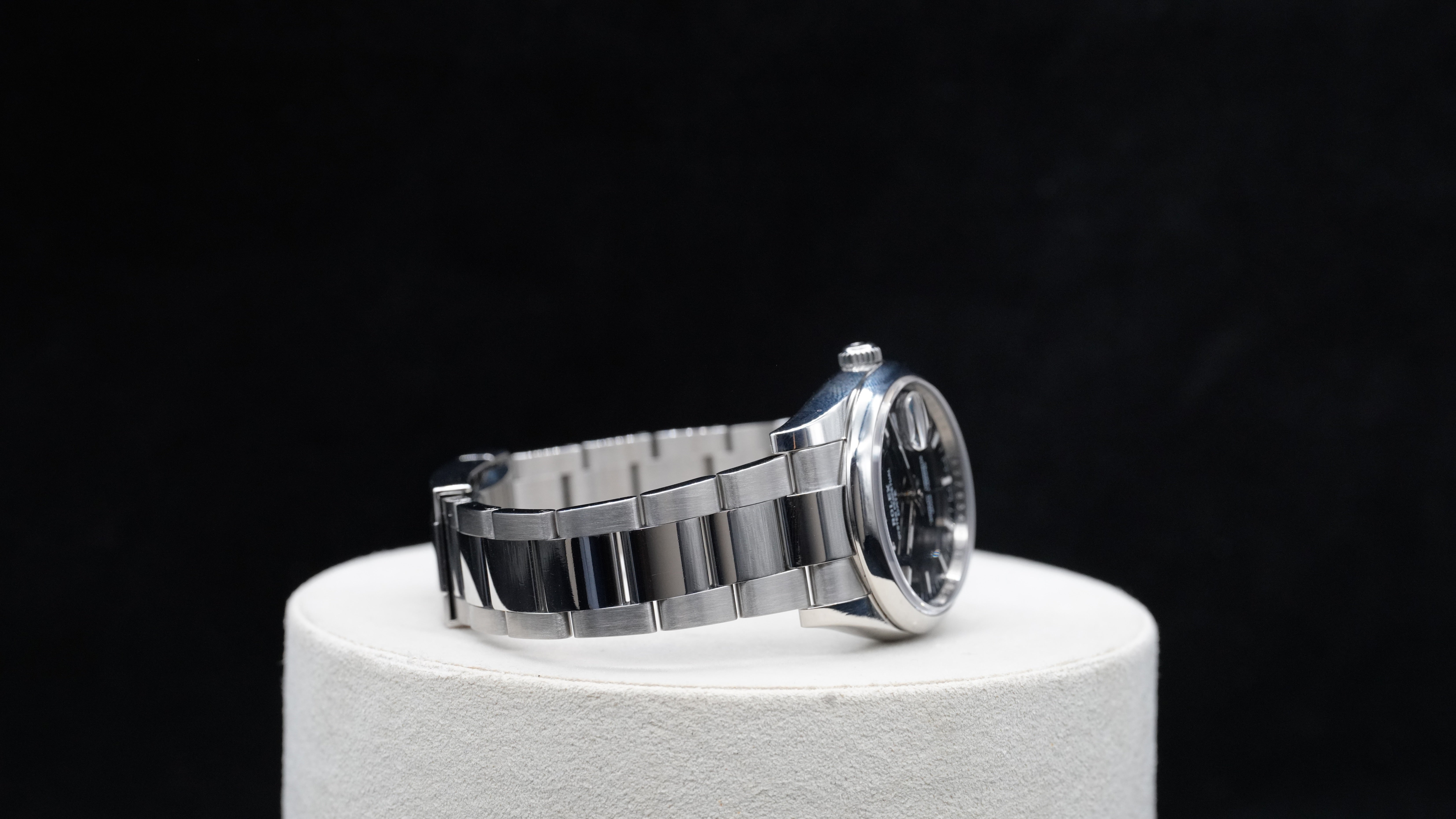 Rolex Oyster Perpetual Date – Reference 115200 Black Dial