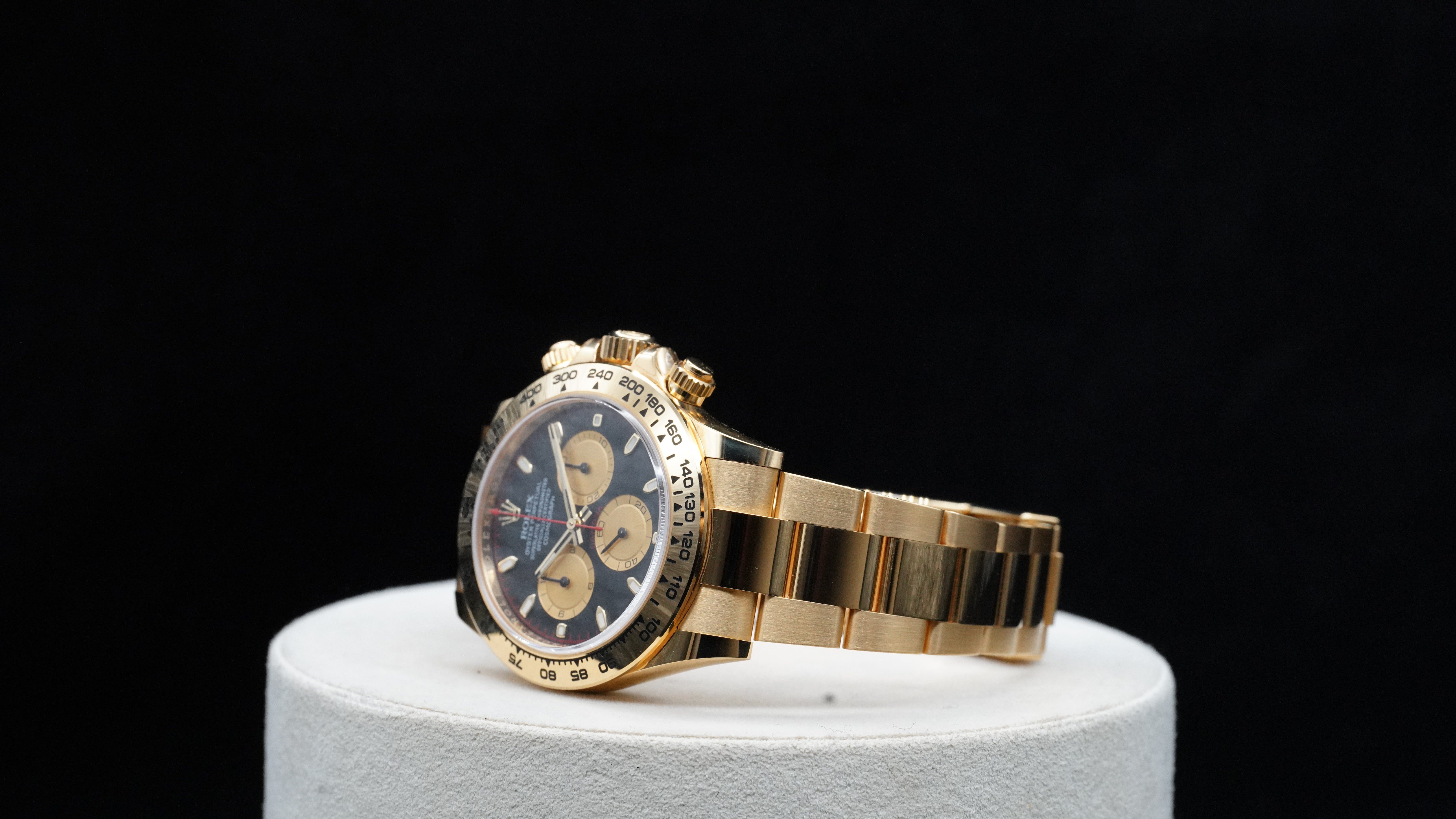 Rolex Cosmograph Daytona – Reference 116508 Yellow Gold Black Dial (2019, Italian Warranty)