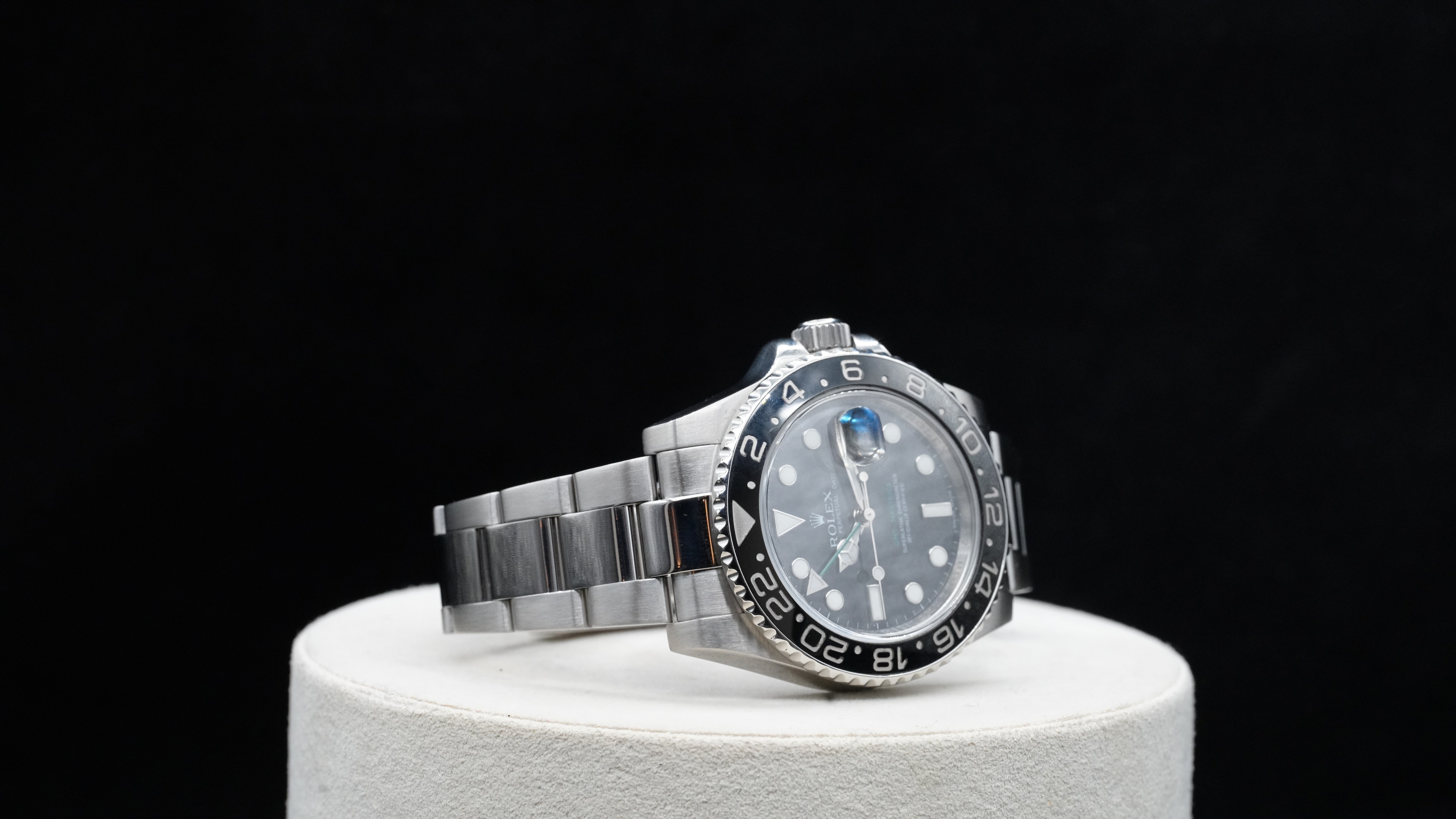 Rolex GMT-Master II – Reference 116710LN Black Bezel
