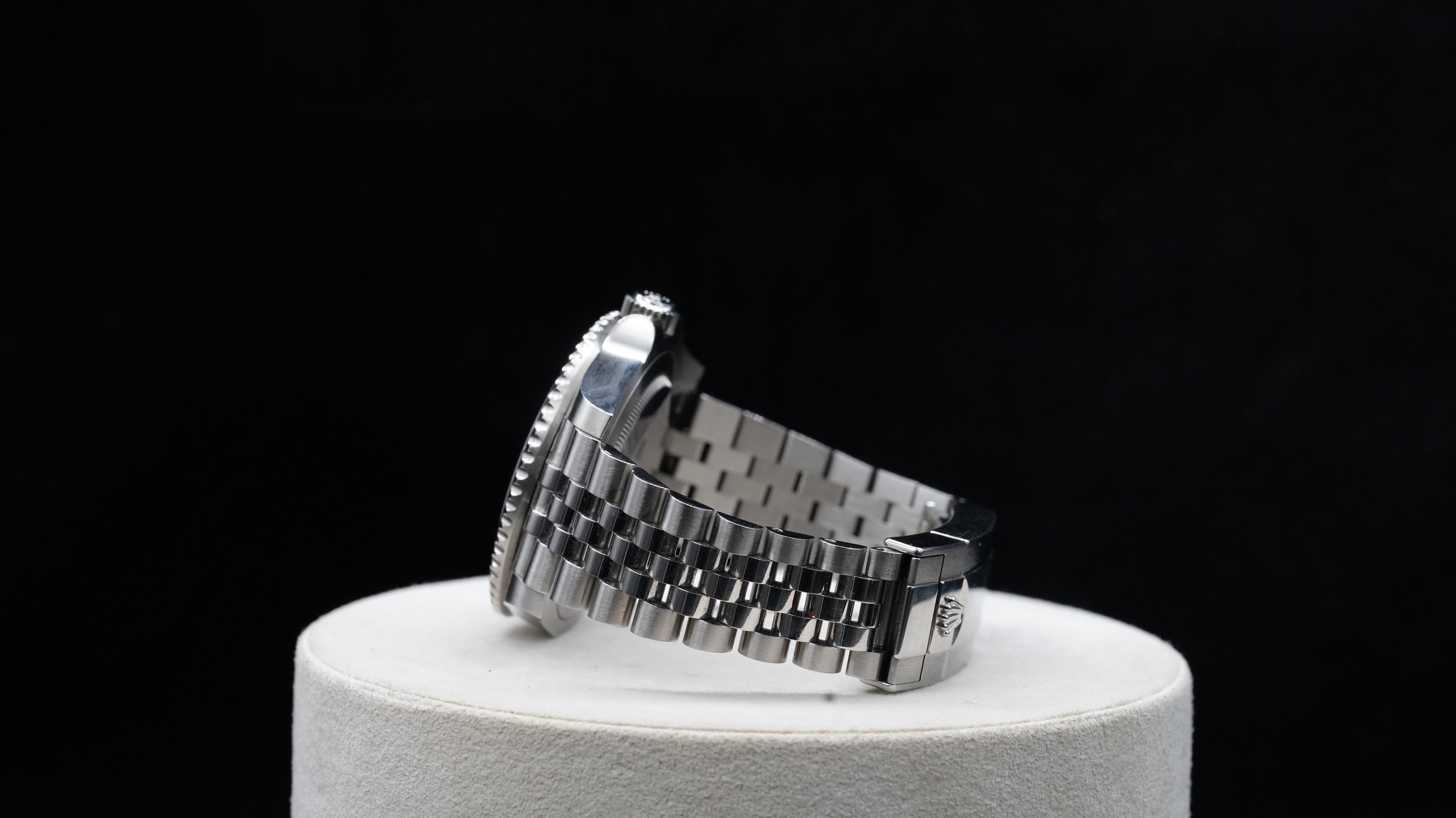 Rolex GMT-Master II “Batman” – Reference 126710BLNR Jubilee (2021)