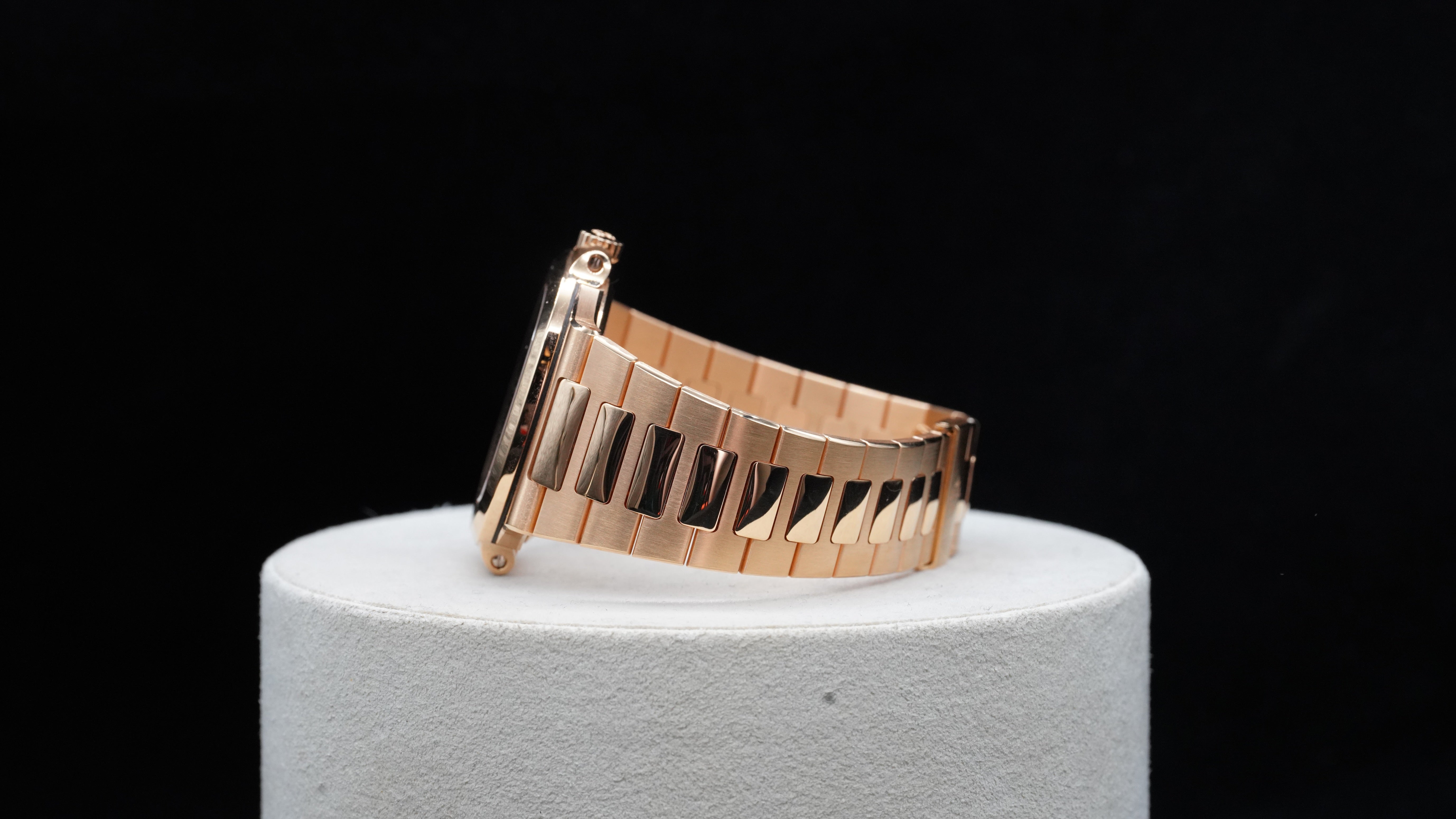 Patek Philippe Nautilus Rose Gold – Reference 5711R-001 (2016)