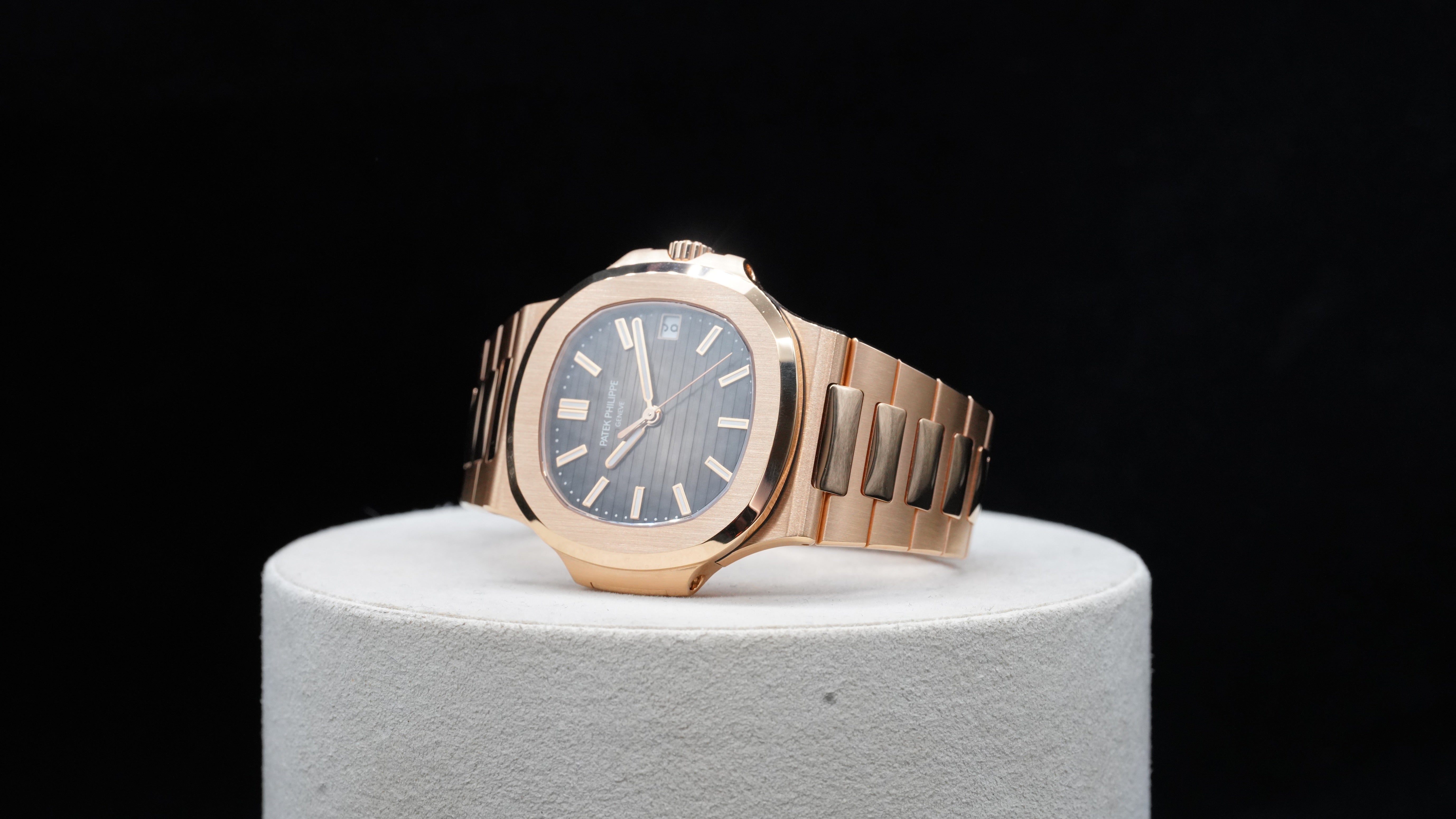 Patek Philippe Nautilus Rose Gold – Reference 5711R-001 (2016)