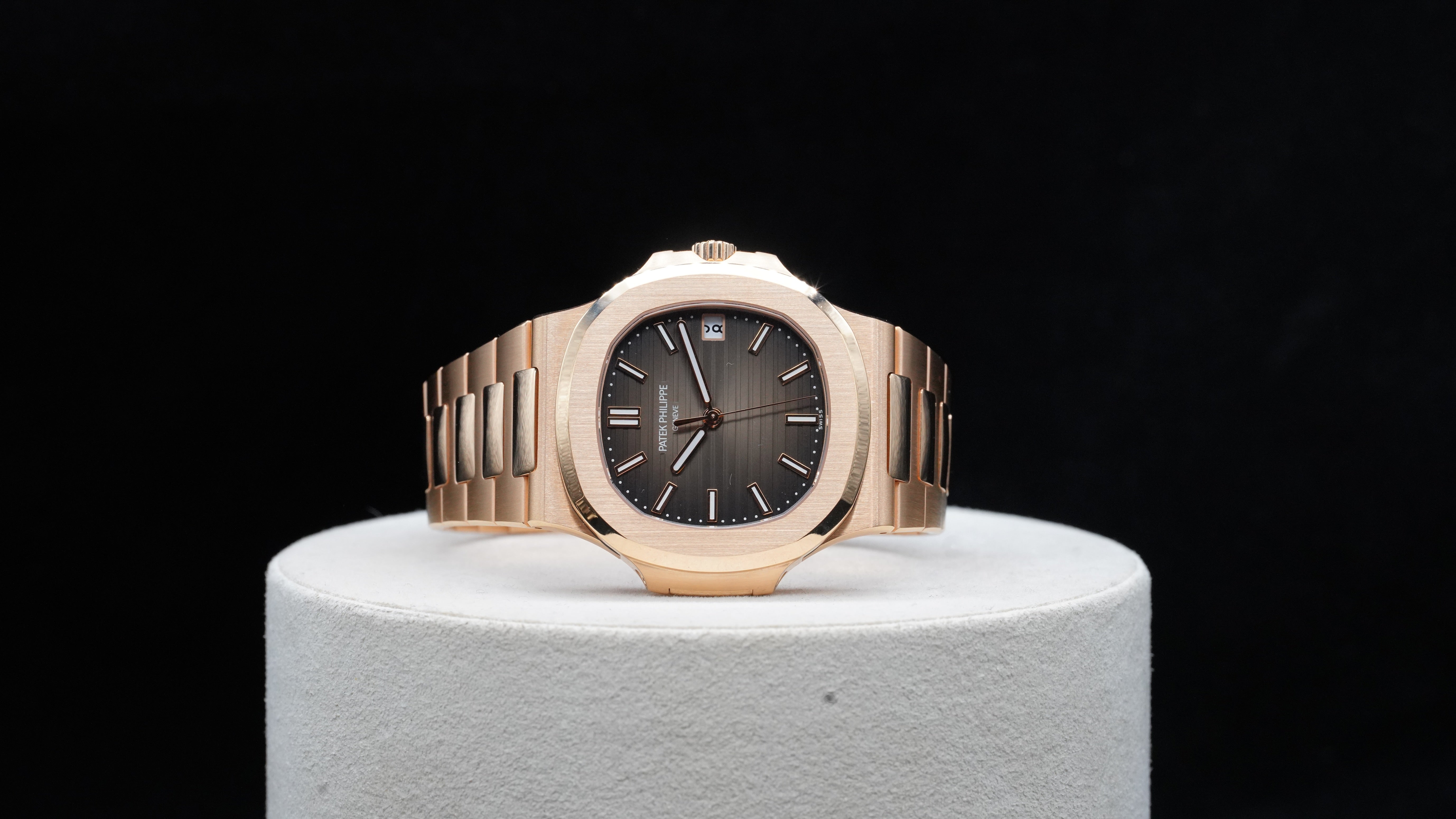 Patek Philippe Nautilus Rose Gold – Reference 5711R-001 (2016)