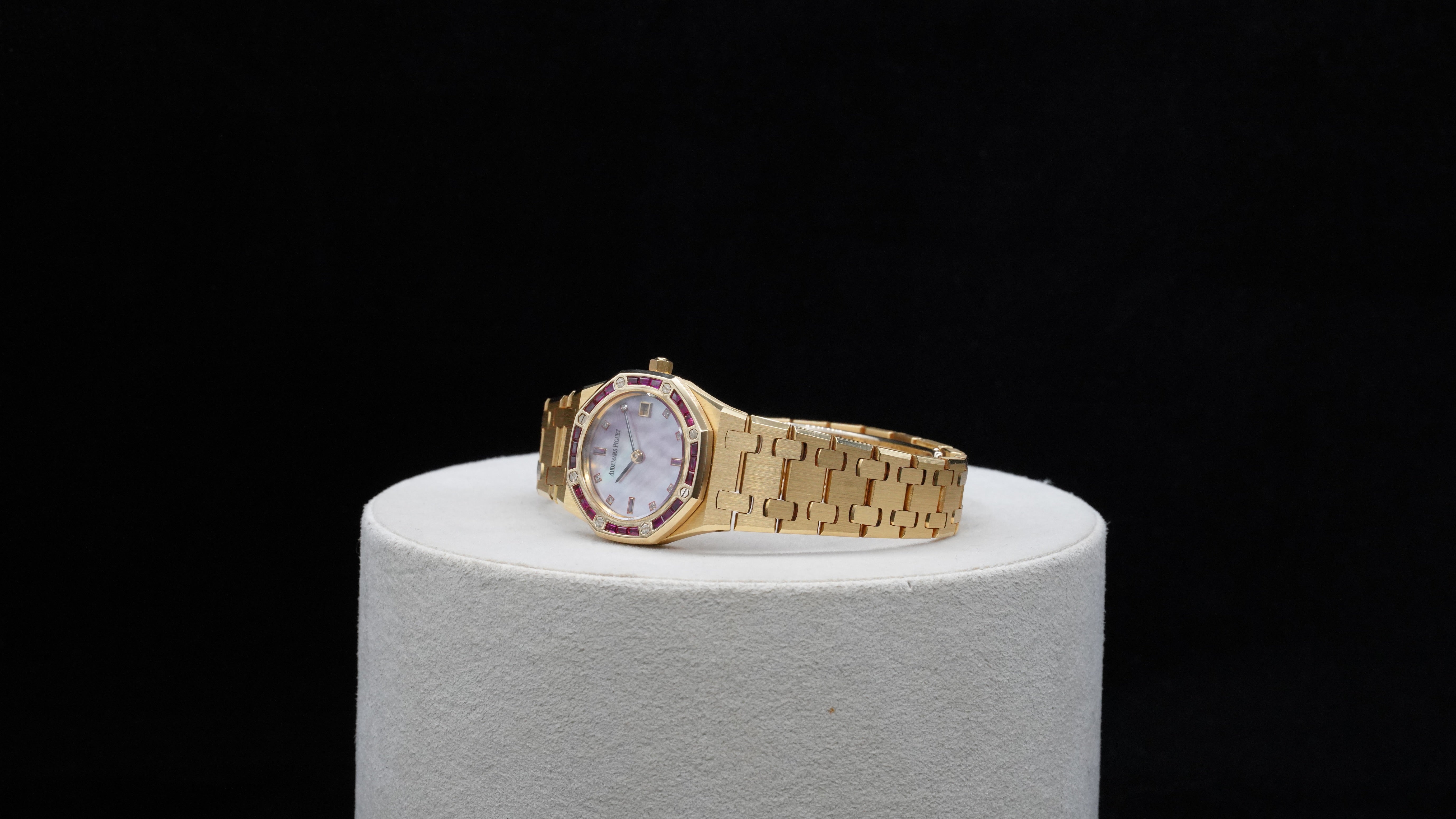 Audemars Piguet Royal Oak Quartz – Reference 66600BA.KK.0722BA.03