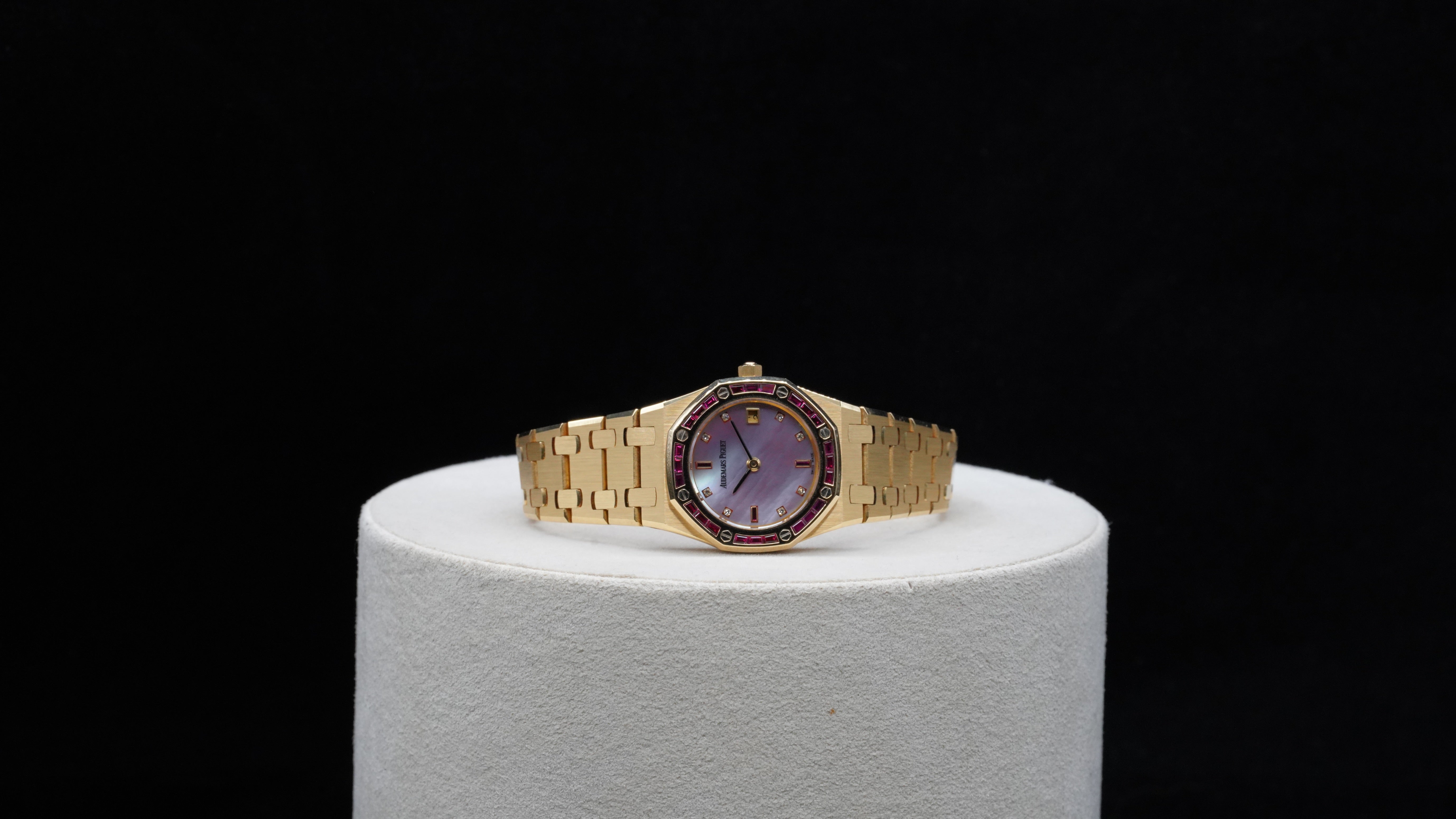 Audemars Piguet Royal Oak Quartz – Reference 66600BA.KK.0722BA.03