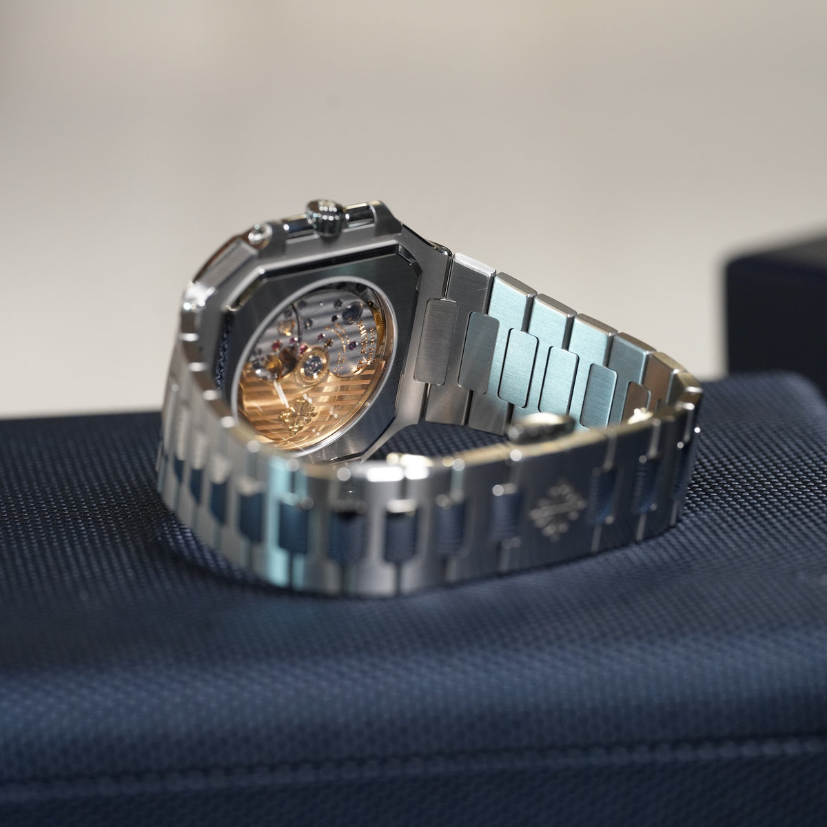 Patek Philippe Cubitus Green – Ref. 5821/1A-001 — 13