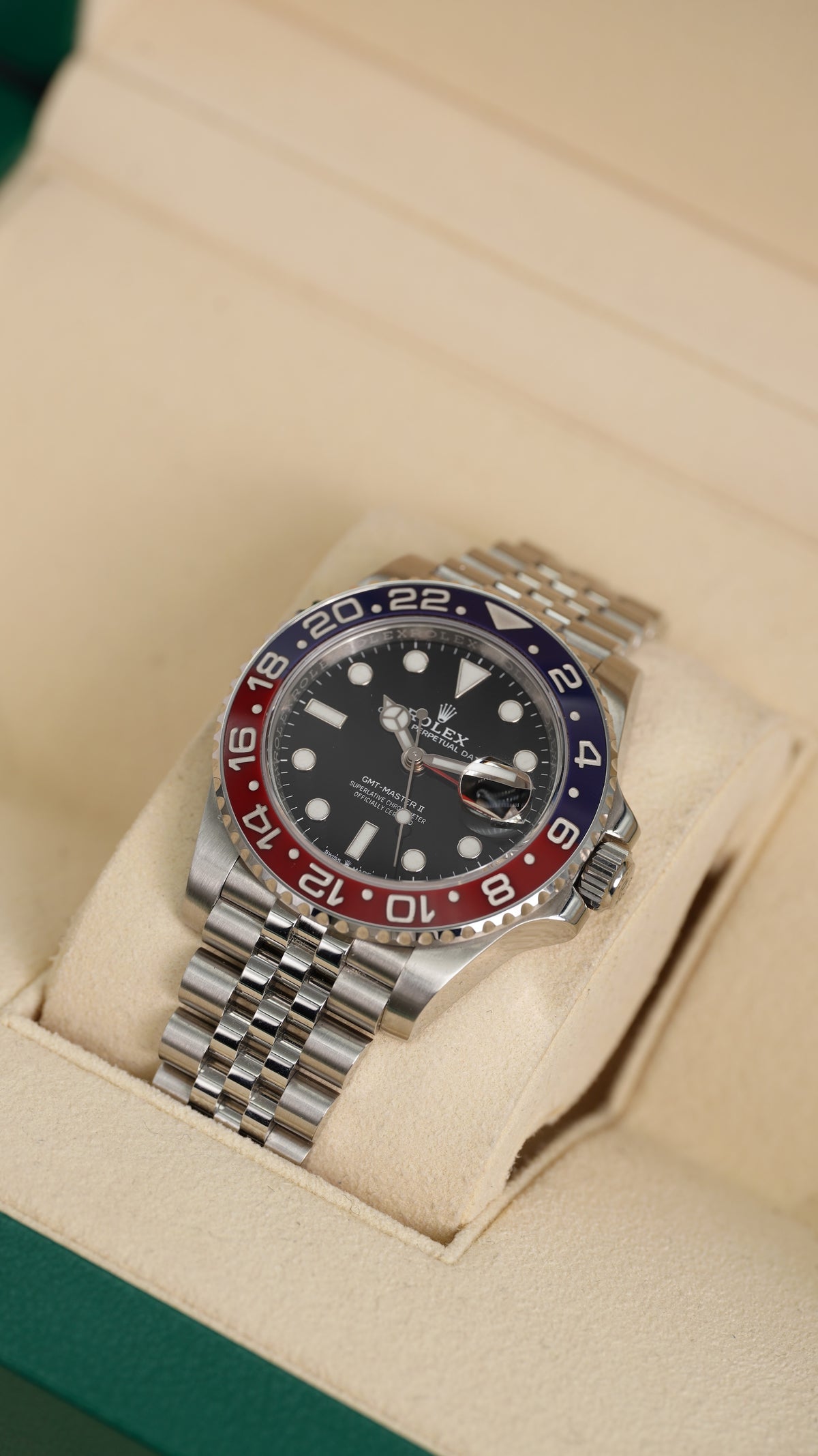 Rolex GMT-Master II “Pepsi” – Ref. 126710BLRO — 3
