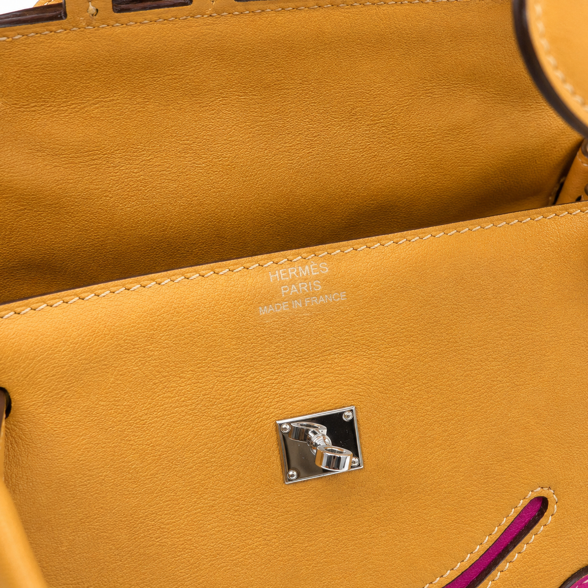 Hermès Quelle Idole Kelly Doll — Swift Giallo e Fucsia, Palladio — 2